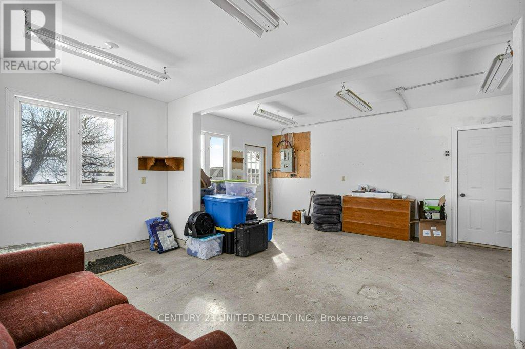 1074 First Line, Douro-Dummer, Ontario  K0L 3A0 - Photo 37 - X12787932