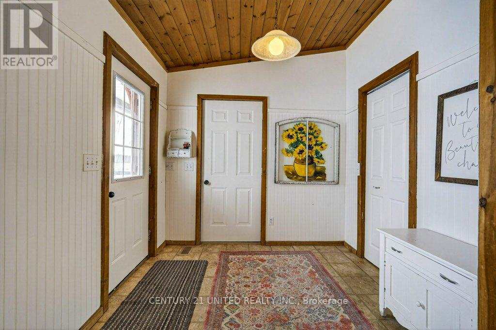 1074 First Line, Douro-Dummer, Ontario  K0L 3A0 - Photo 5 - X12787932