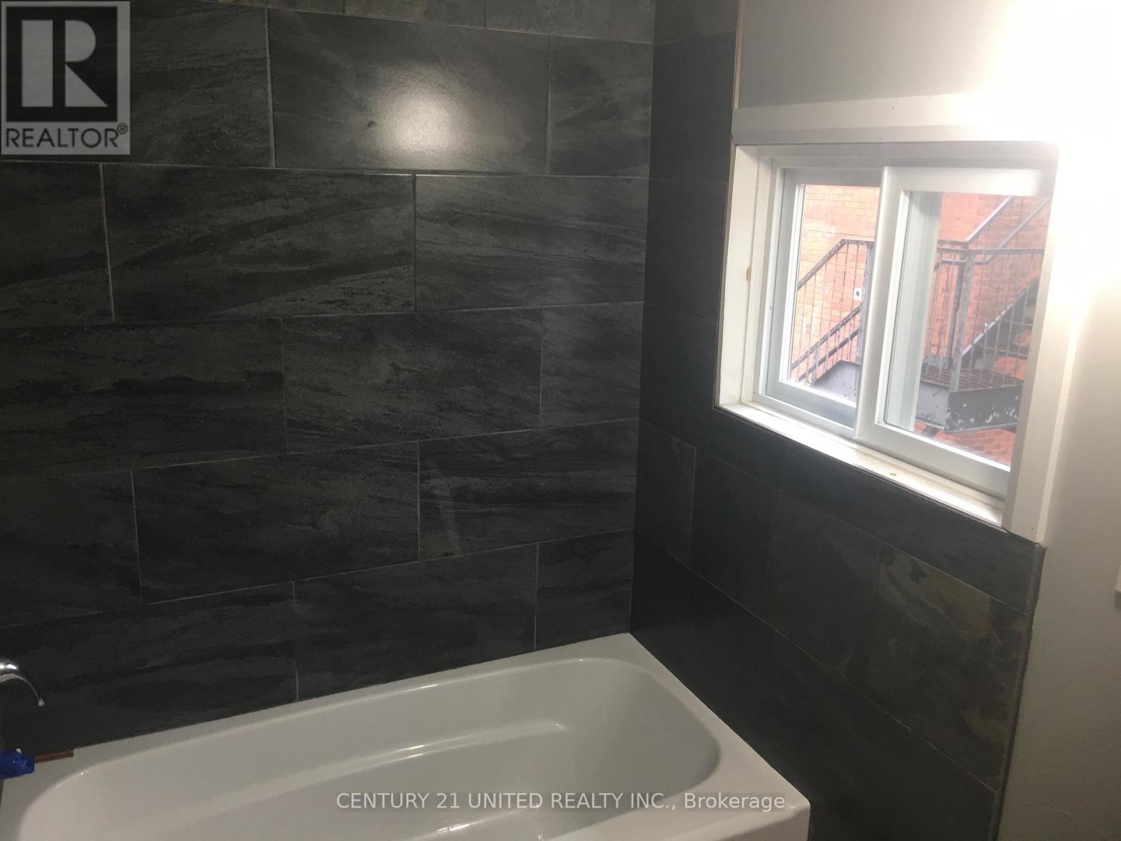 552 Bethune Street, Peterborough (Town Ward 3), Ontario  K9H 3Z5 - Photo 23 - X12788522