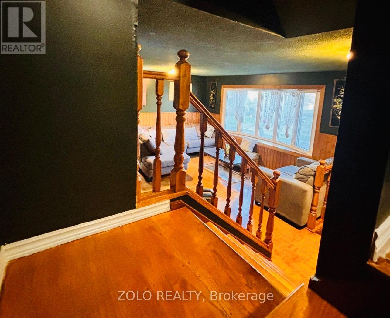 1193 Cartier Boulevard, Peterborough (Northcrest Ward 5), Ontario  K9H 7B8 - Photo 12 - X12788420