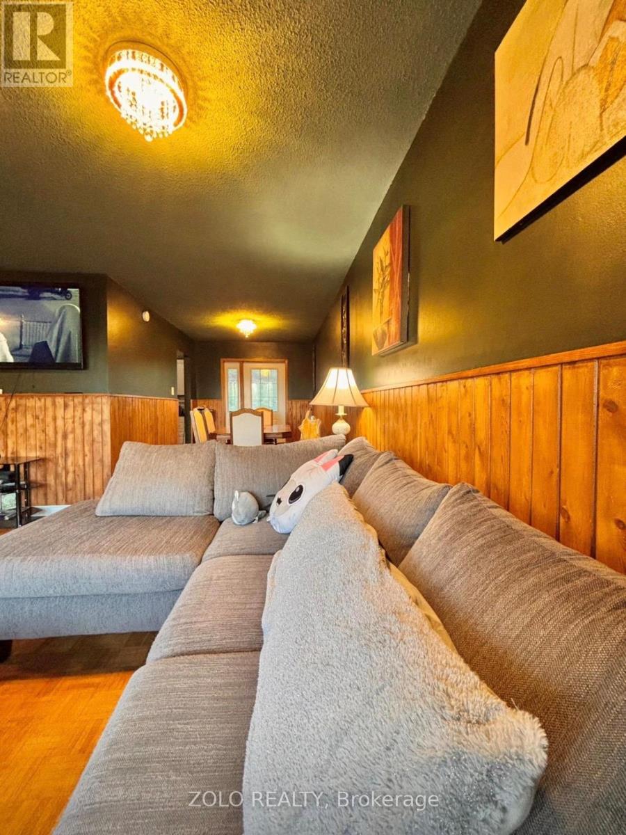 1193 Cartier Boulevard, Peterborough (Northcrest Ward 5), Ontario  K9H 7B8 - Photo 8 - X12788420