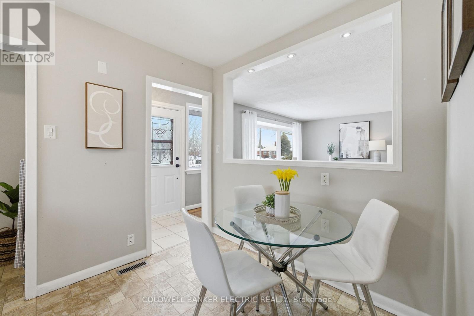 756 Barbara Crescent, Peterborough (Otonabee Ward 1), Ontario  K9J 3X7 - Photo 10 - X12789984