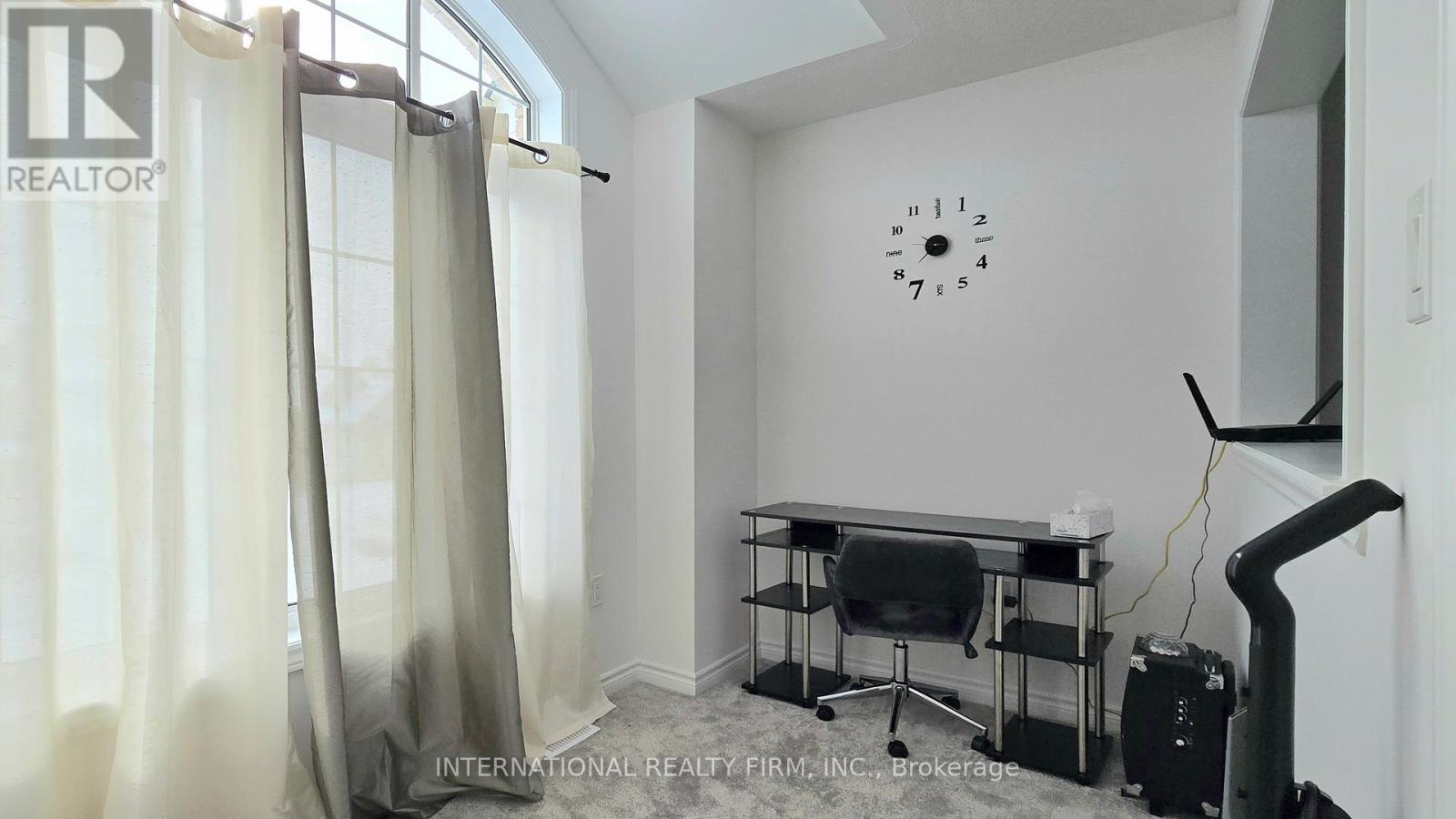 18 Hancock Crescent, Kawartha Lakes (Lindsay), Ontario  K9V 0P2 - Photo 13 - X12790930