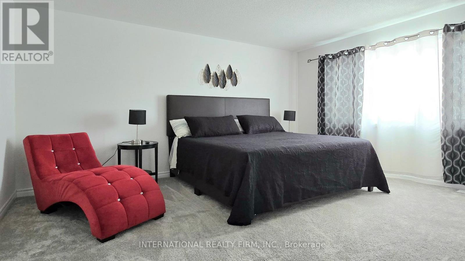 18 Hancock Crescent, Kawartha Lakes (Lindsay), Ontario  K9V 0P2 - Photo 17 - X12790930