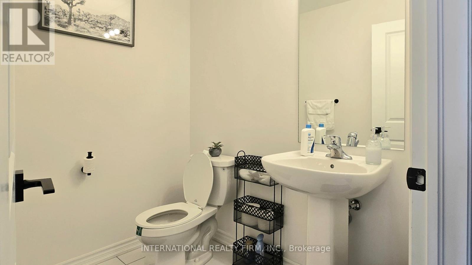 18 Hancock Crescent, Kawartha Lakes (Lindsay), Ontario  K9V 0P2 - Photo 7 - X12790930