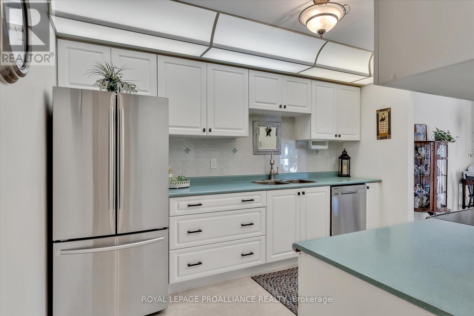 1269 Eagle Crescent, Peterborough (Monaghan Ward 2), Ontario  K9K 2K6 - Photo 13 - X12791216