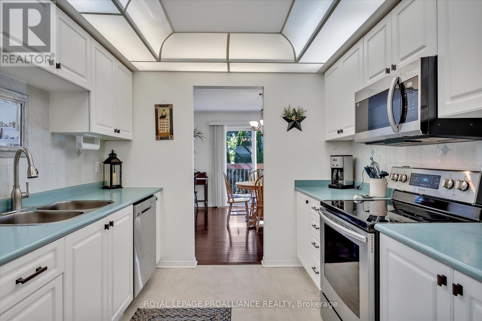 1269 Eagle Crescent, Peterborough (Monaghan Ward 2), Ontario  K9K 2K6 - Photo 14 - X12791216