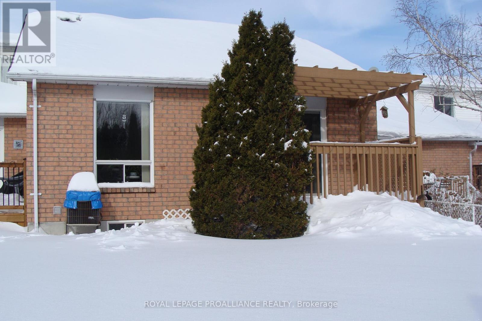 1269 Eagle Crescent, Peterborough (Monaghan Ward 2), Ontario  K9K 2K6 - Photo 3 - X12791216