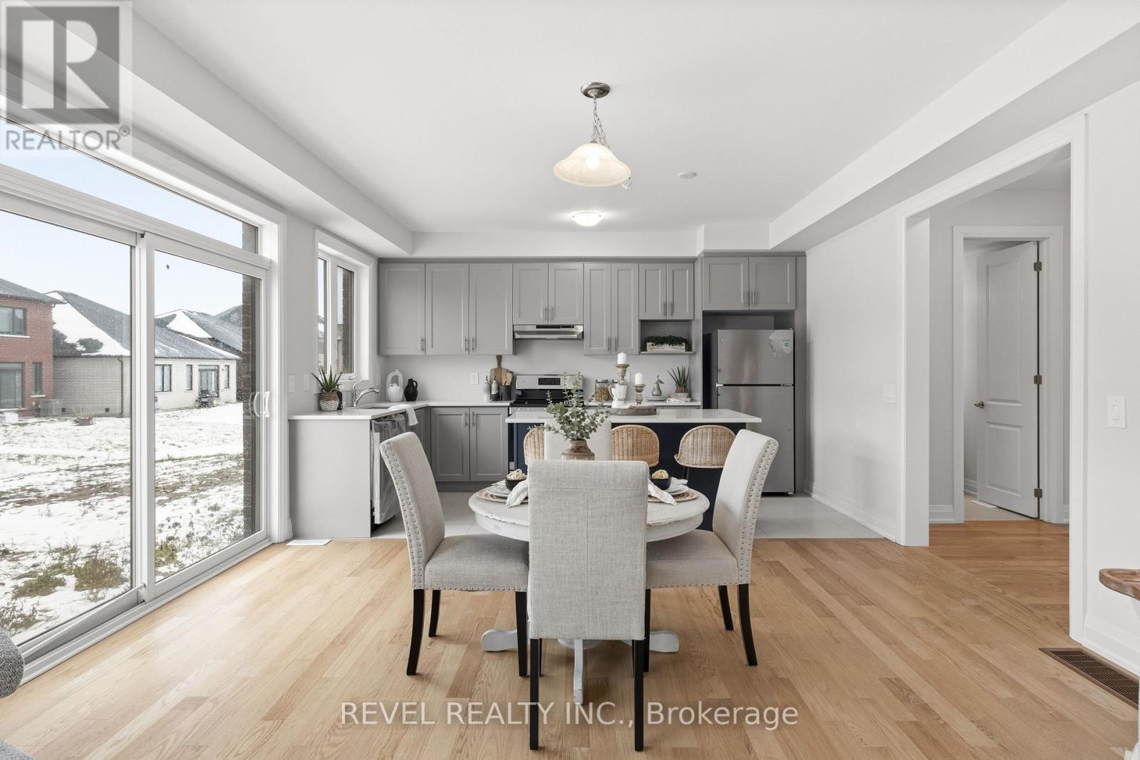 47 Corley Street, Kawartha Lakes (Lindsay), Ontario  K9V 6C2 - Photo 16 - X12792066