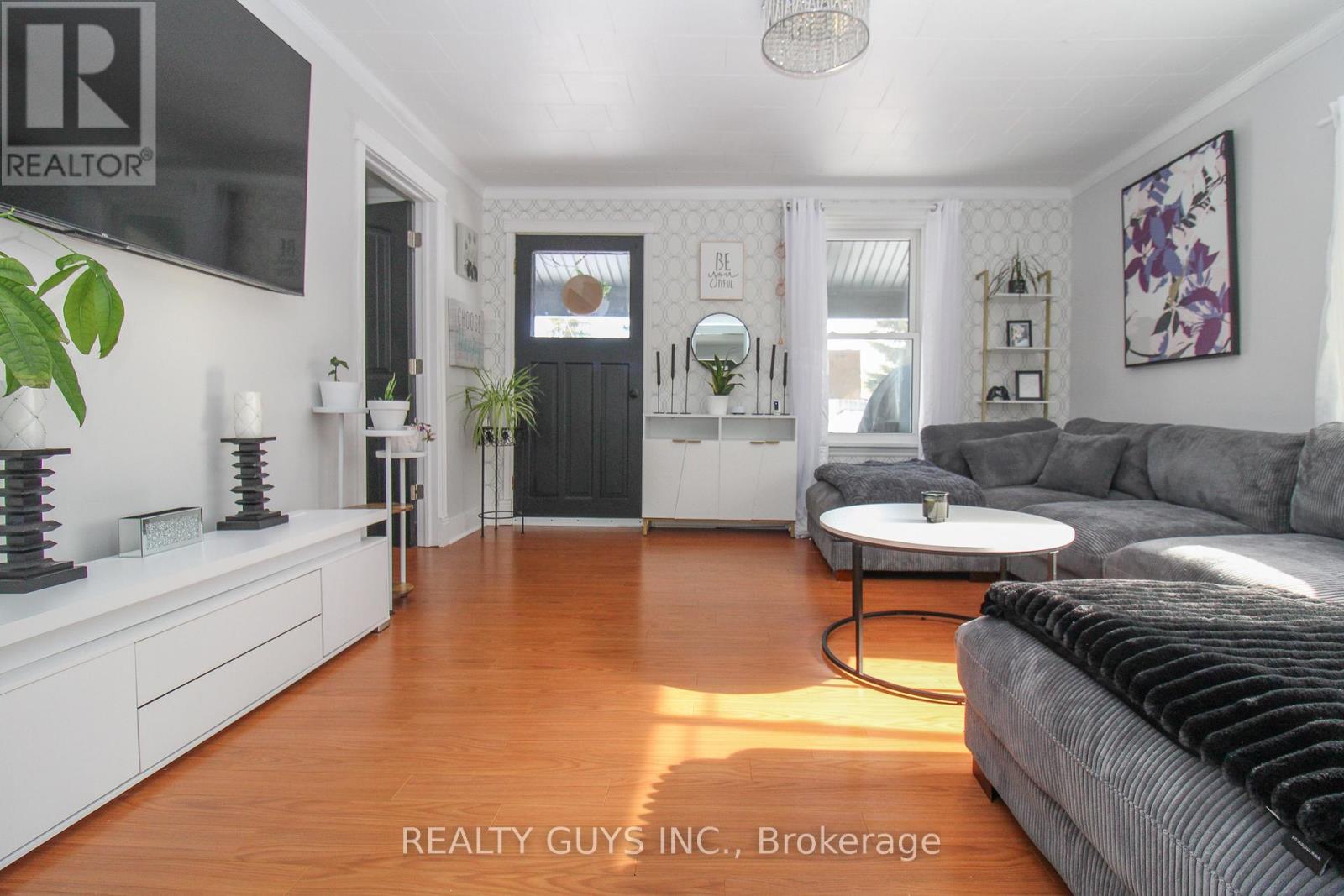 459 Donegal Street, Peterborough (Town Ward 3), Ontario  K9H 4L7 - Photo 18 - X12792306