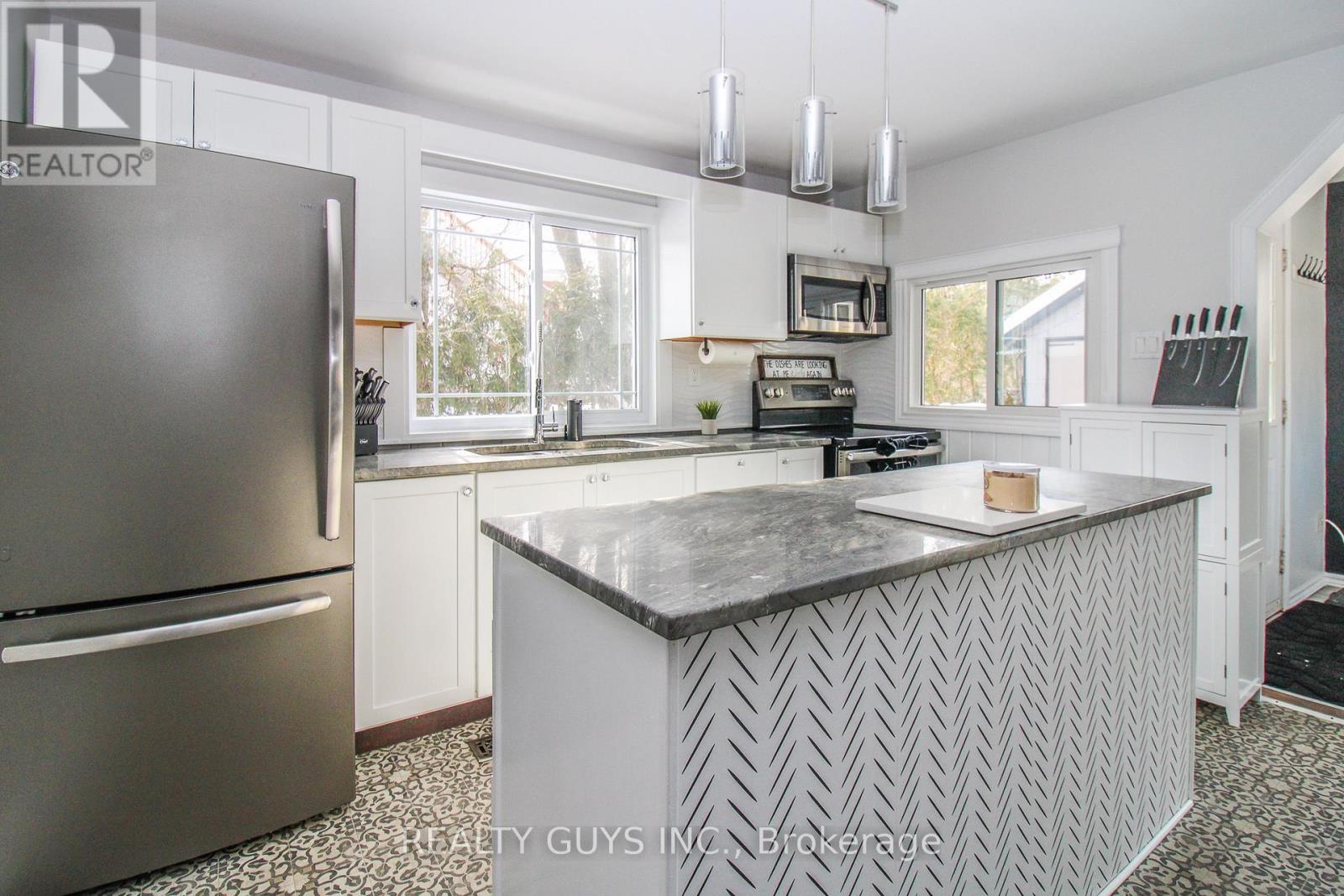 459 Donegal Street, Peterborough (Town Ward 3), Ontario  K9H 4L7 - Photo 26 - X12792306