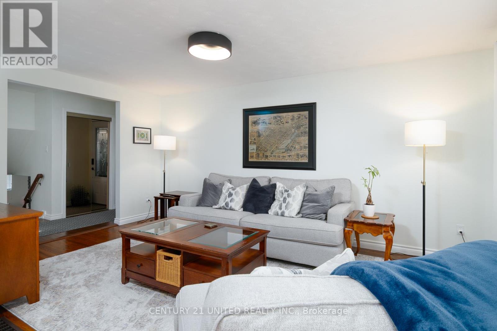 1002 Albany Court, Peterborough (Ashburnham Ward 4), Ontario  K9J 1J2 - Photo 6 - X12793050