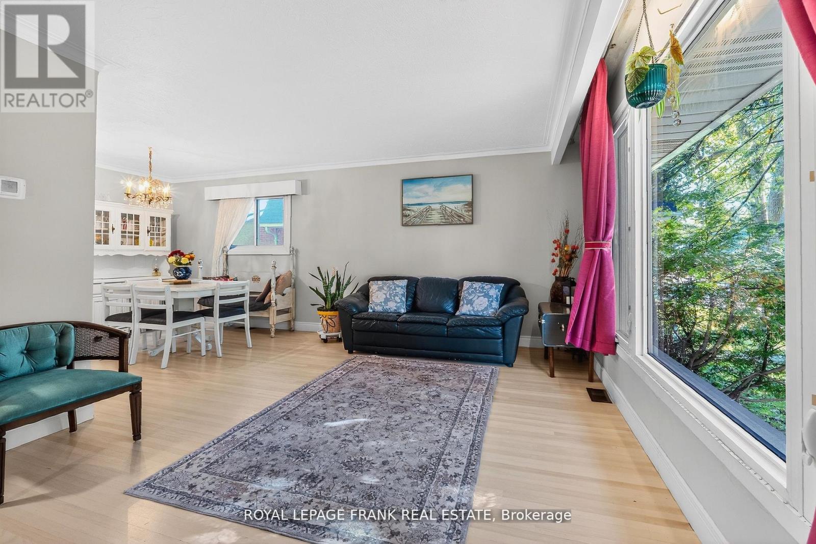 32 Melbourne Street E, Kawartha Lakes (Lindsay), Ontario  K9V 1X7 - Photo 10 - X12793190