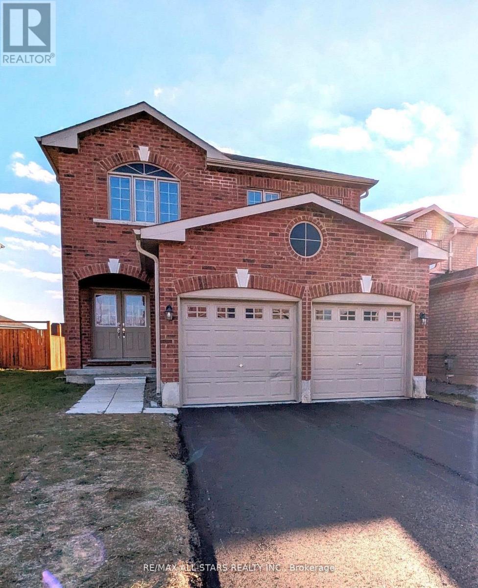 44 CAREW BOULEVARD, kawartha lakes (lindsay), Ontario