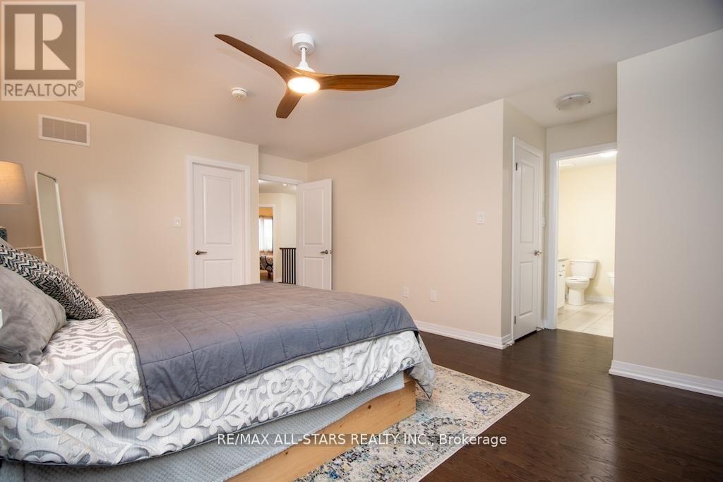 44 Carew Boulevard, Kawartha Lakes (Lindsay), Ontario  K9V 4R1 - Photo 23 - X12793260