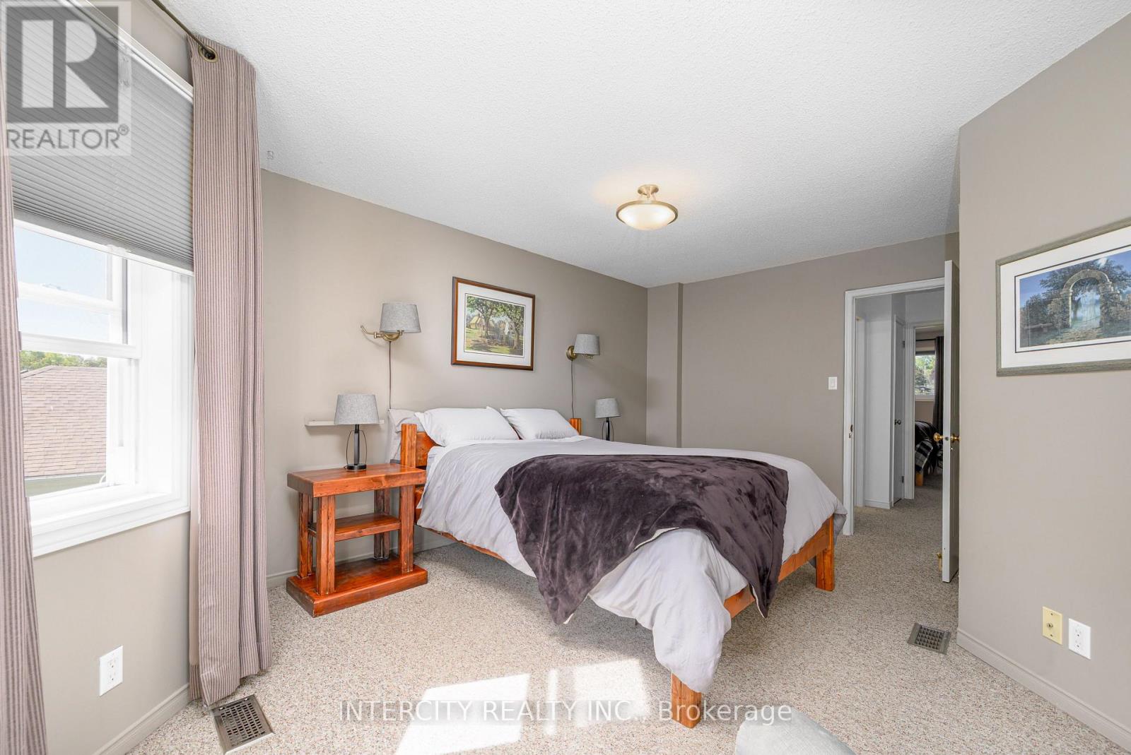 48 Champlain Boulevard, Kawartha Lakes (Lindsay), Ontario  K9V 0J1 - Photo 35 - X12793140
