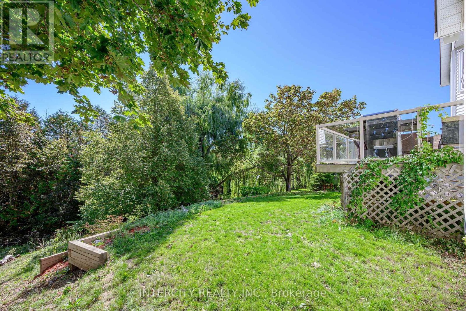 48 Champlain Boulevard, Kawartha Lakes (Lindsay), Ontario  K9V 0J1 - Photo 46 - X12793140