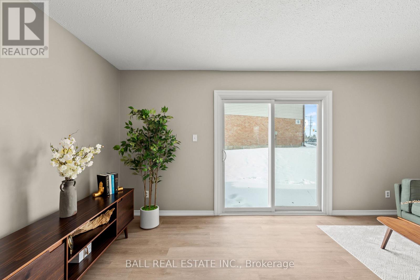 9 - 996 Sydenham Road, Peterborough (Ashburnham Ward 4), Ontario  K9J 7V7 - Photo 21 - X12793492