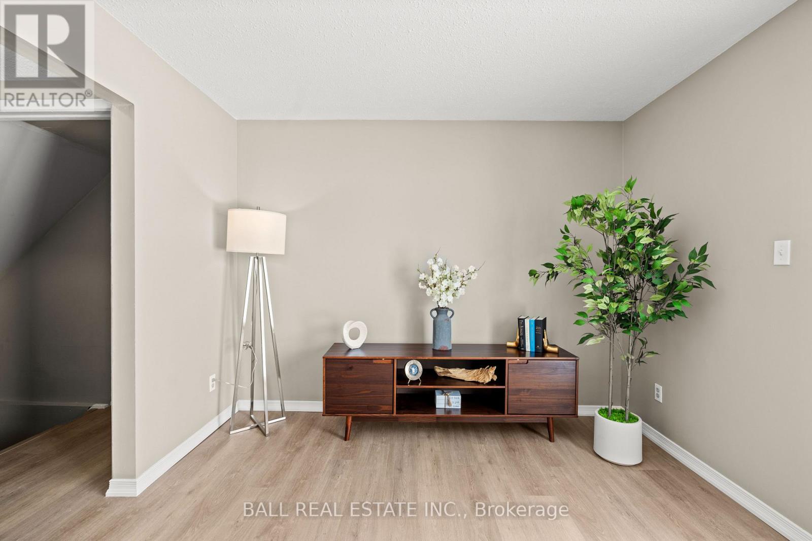 9 - 996 Sydenham Road, Peterborough (Ashburnham Ward 4), Ontario  K9J 7V7 - Photo 26 - X12793492