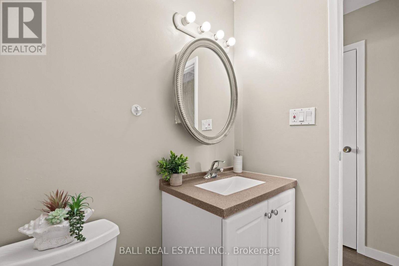 9 - 996 Sydenham Road, Peterborough (Ashburnham Ward 4), Ontario  K9J 7V7 - Photo 37 - X12793492