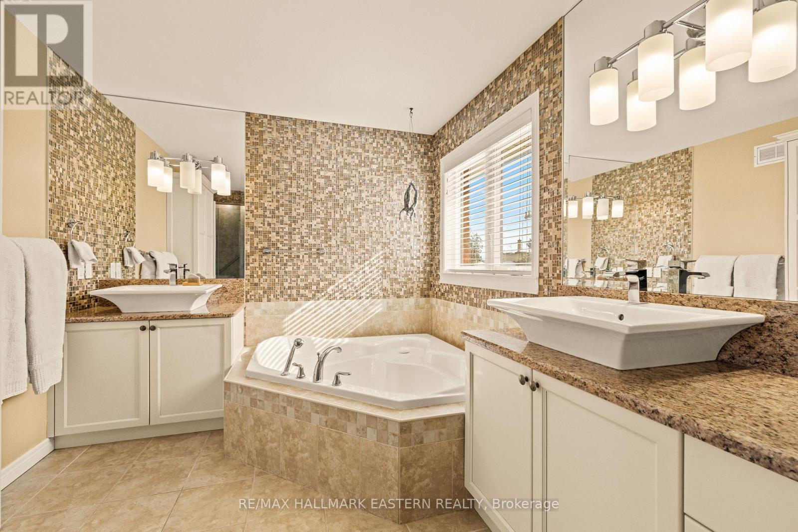 9 Bloomfield Court, Selwyn, Ontario  K0L 2H0 - Photo 14 - X12793768