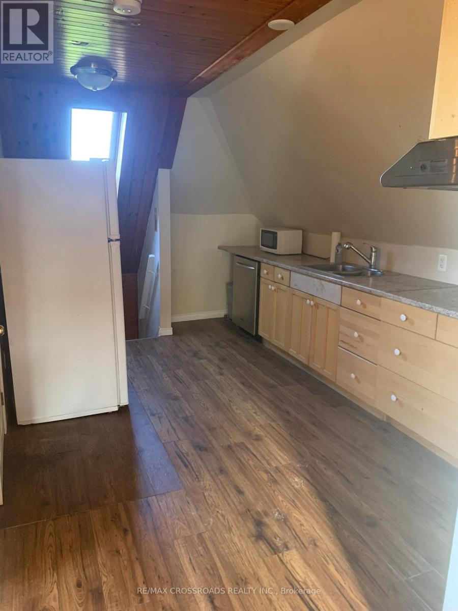 317 Boswell Avenue, Peterborough (Town Ward 3), Ontario  K9J 5G2 - Photo 15 - X12793868