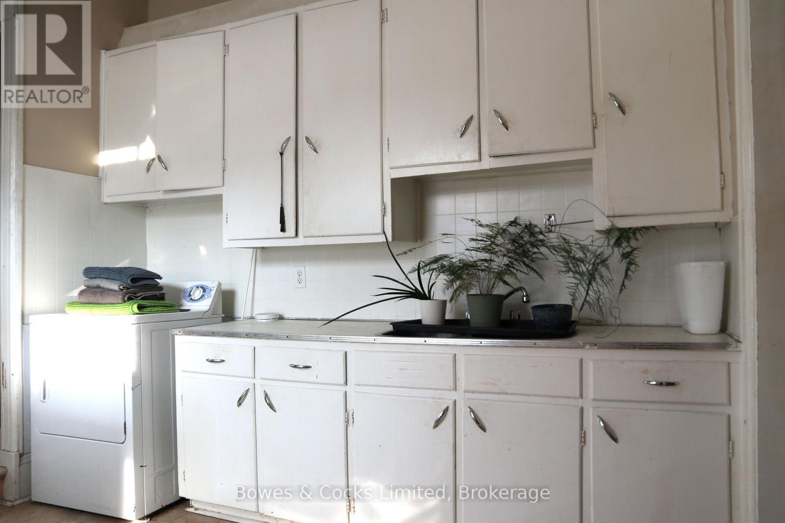 24 Canrobert Street N, Trent Hills (Campbellford), Ontario  K0L 1L0 - Photo 12 - X12794400