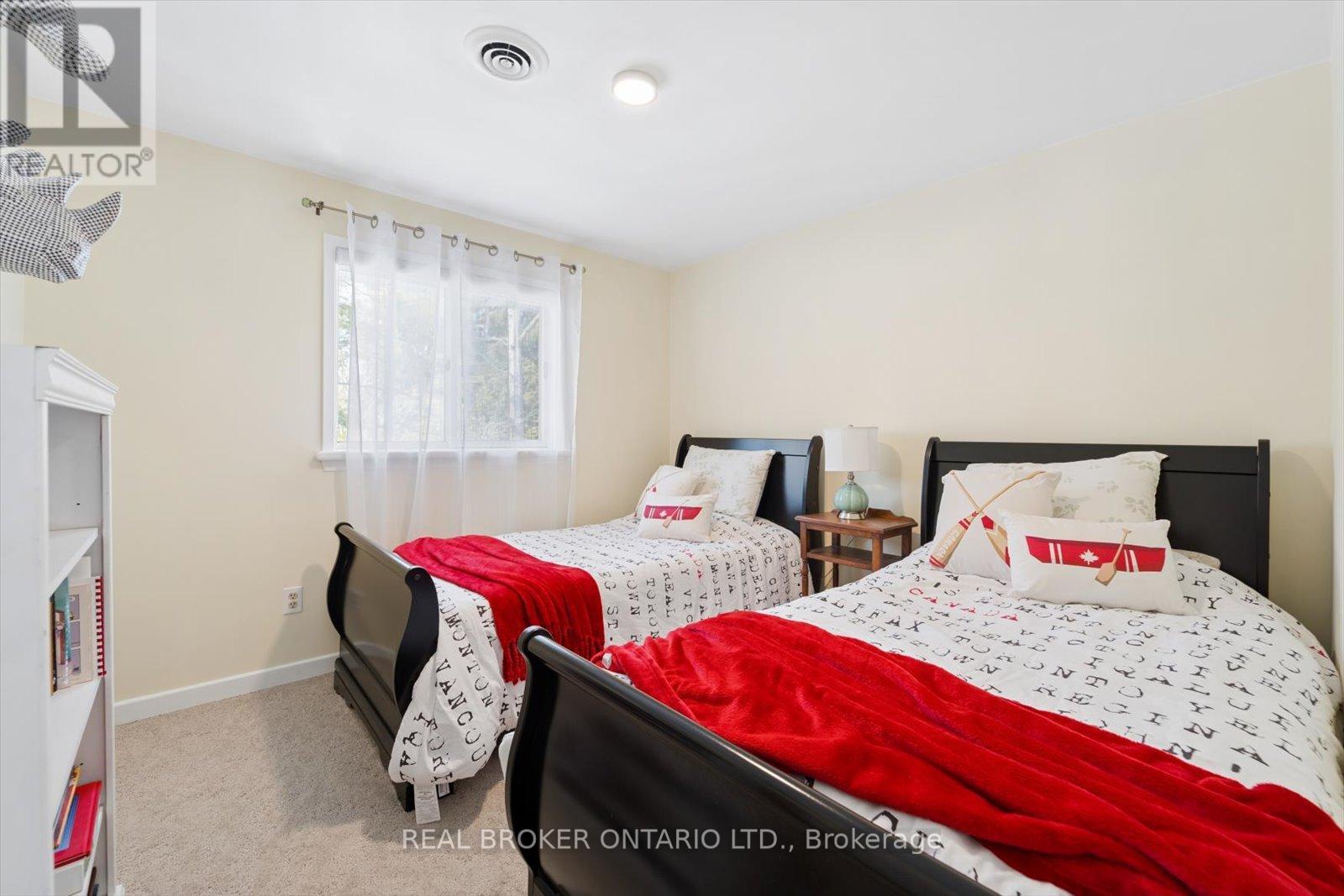 1449 Champlain Drive, Peterborough (Northcrest Ward 5), Ontario  K9L 1N3 - Photo 33 - X12796784