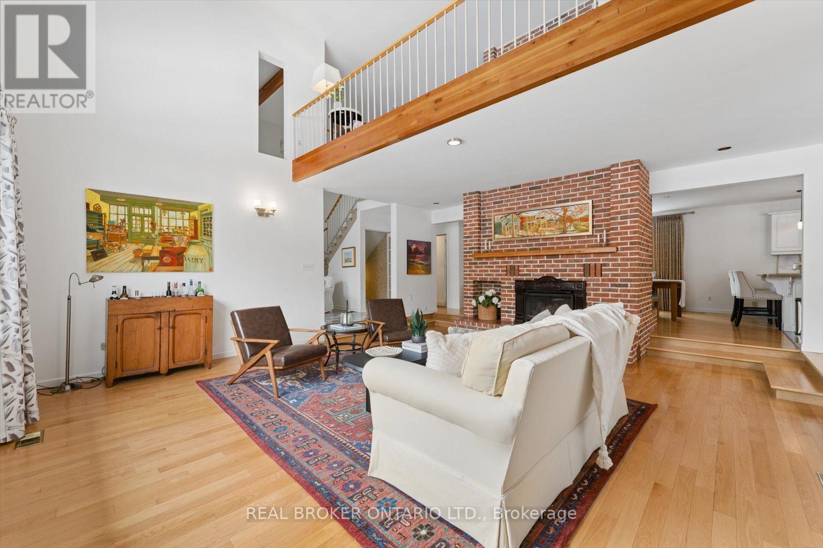 1449 Champlain Drive, Peterborough (Northcrest Ward 5), Ontario  K9L 1N3 - Photo 8 - X12796784