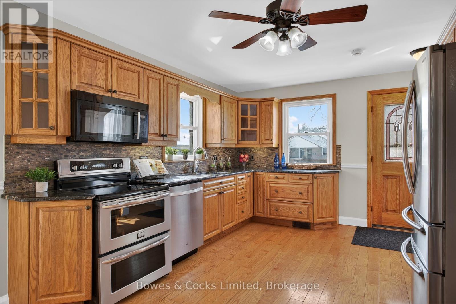 820 Nicholls Street, Peterborough (Northcrest Ward 5), Ontario  K9H 5T8 - Photo 14 - X12796860