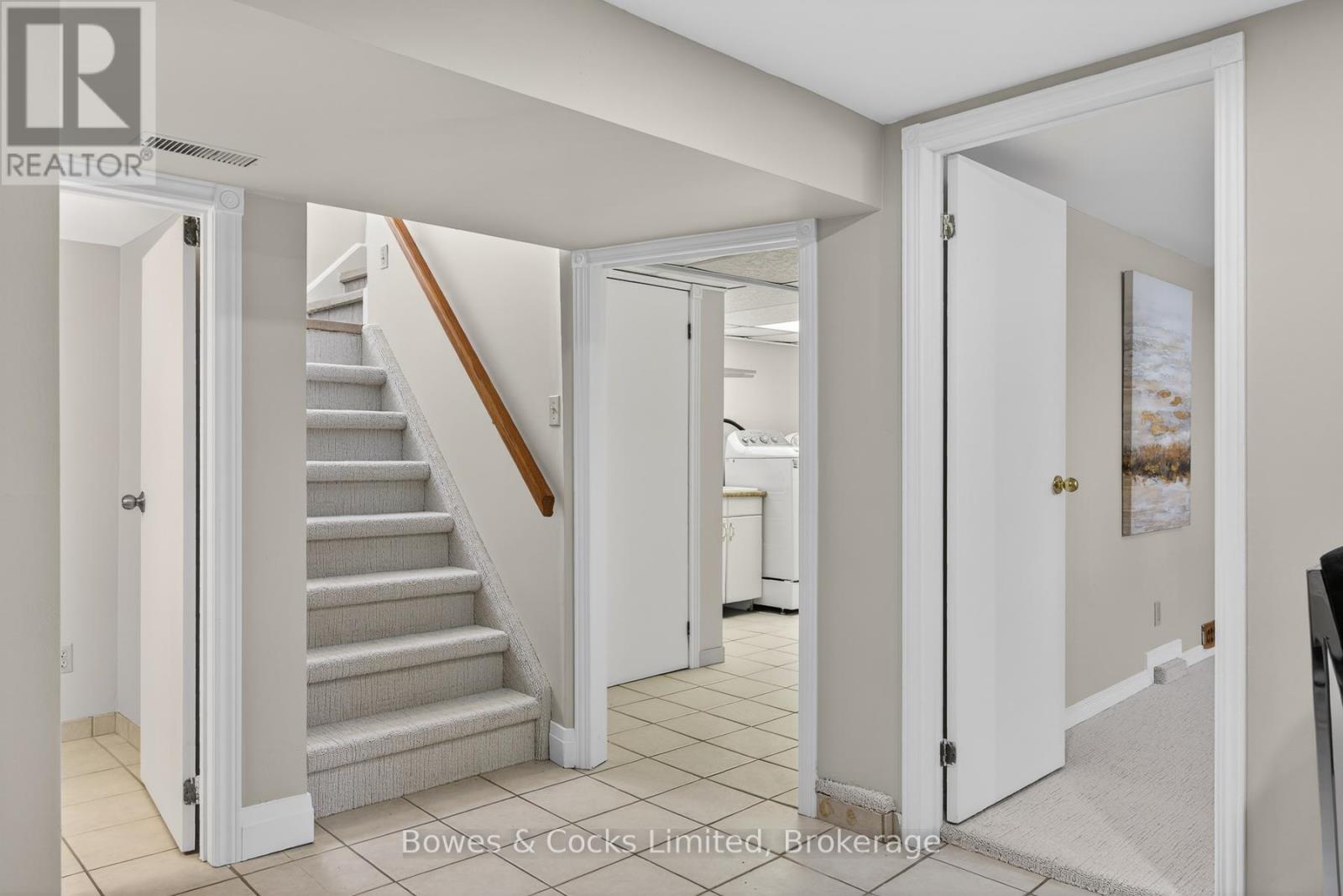 820 Nicholls Street, Peterborough (Northcrest Ward 5), Ontario  K9H 5T8 - Photo 32 - X12796860