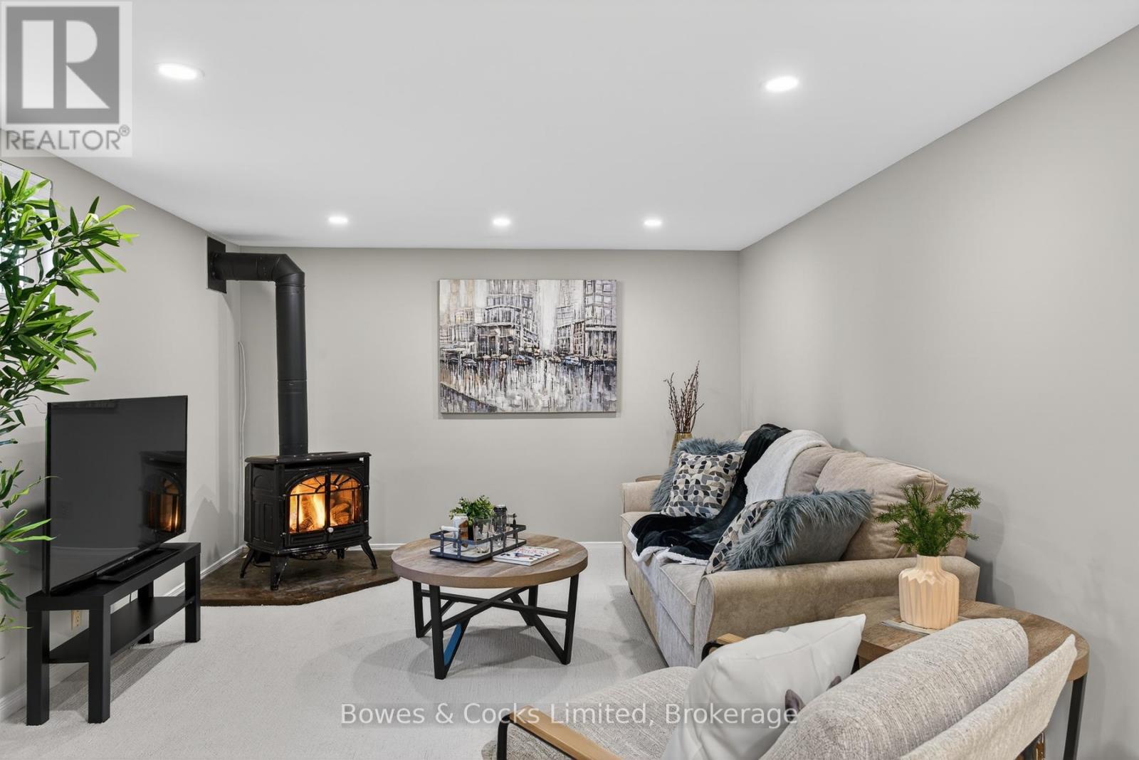 820 Nicholls Street, Peterborough (Northcrest Ward 5), Ontario  K9H 5T8 - Photo 34 - X12796860