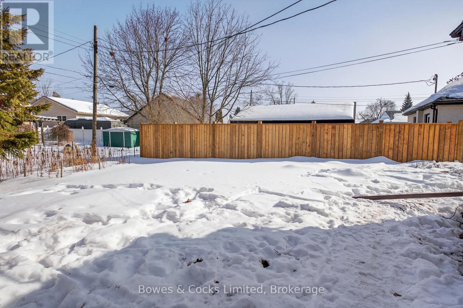 820 Nicholls Street, Peterborough (Northcrest Ward 5), Ontario  K9H 5T8 - Photo 47 - X12796860