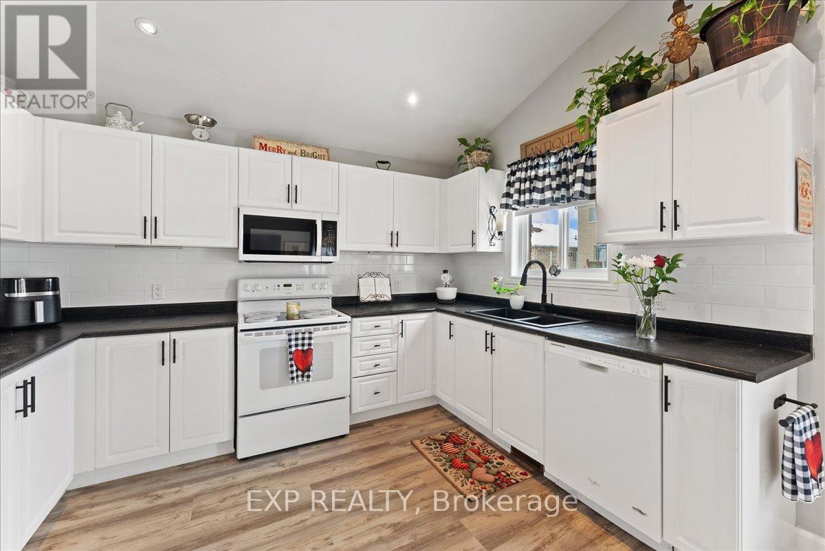 37 White Hart Lane, Trent Hills, Ontario  K0L 1Y0 - Photo 10 - X12797066