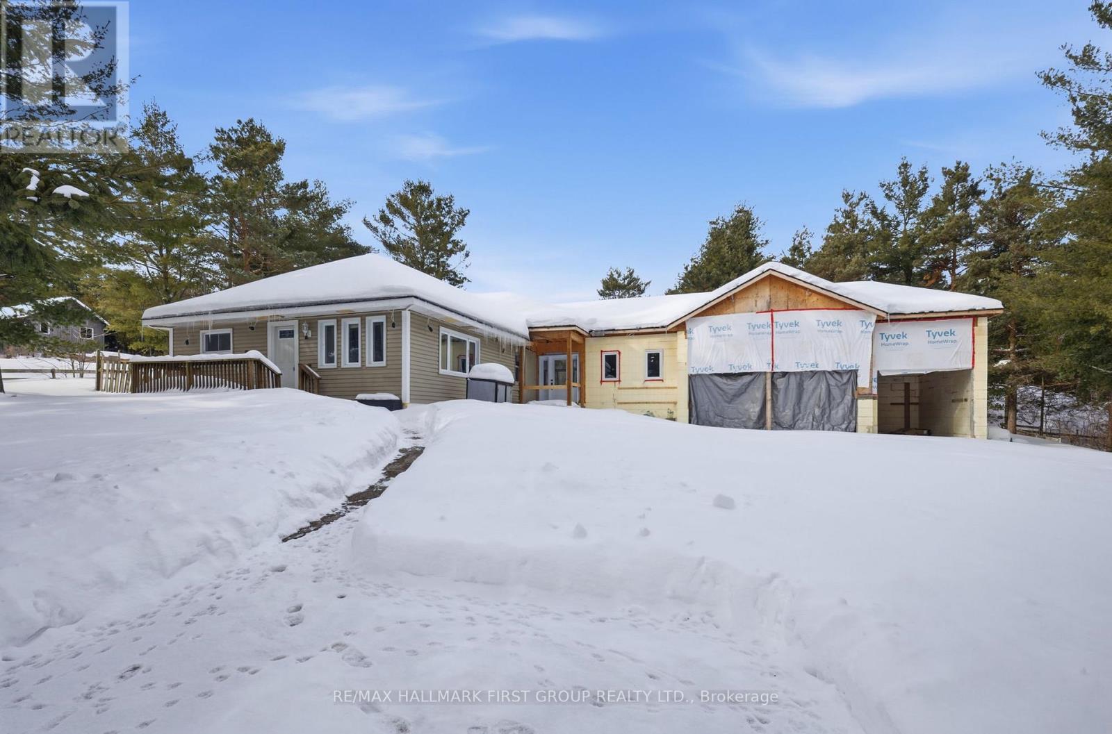 7038 Lake Street, Hamilton Township (Bewdley), Ontario  K0L 1E0 - Photo 2 - X12796824