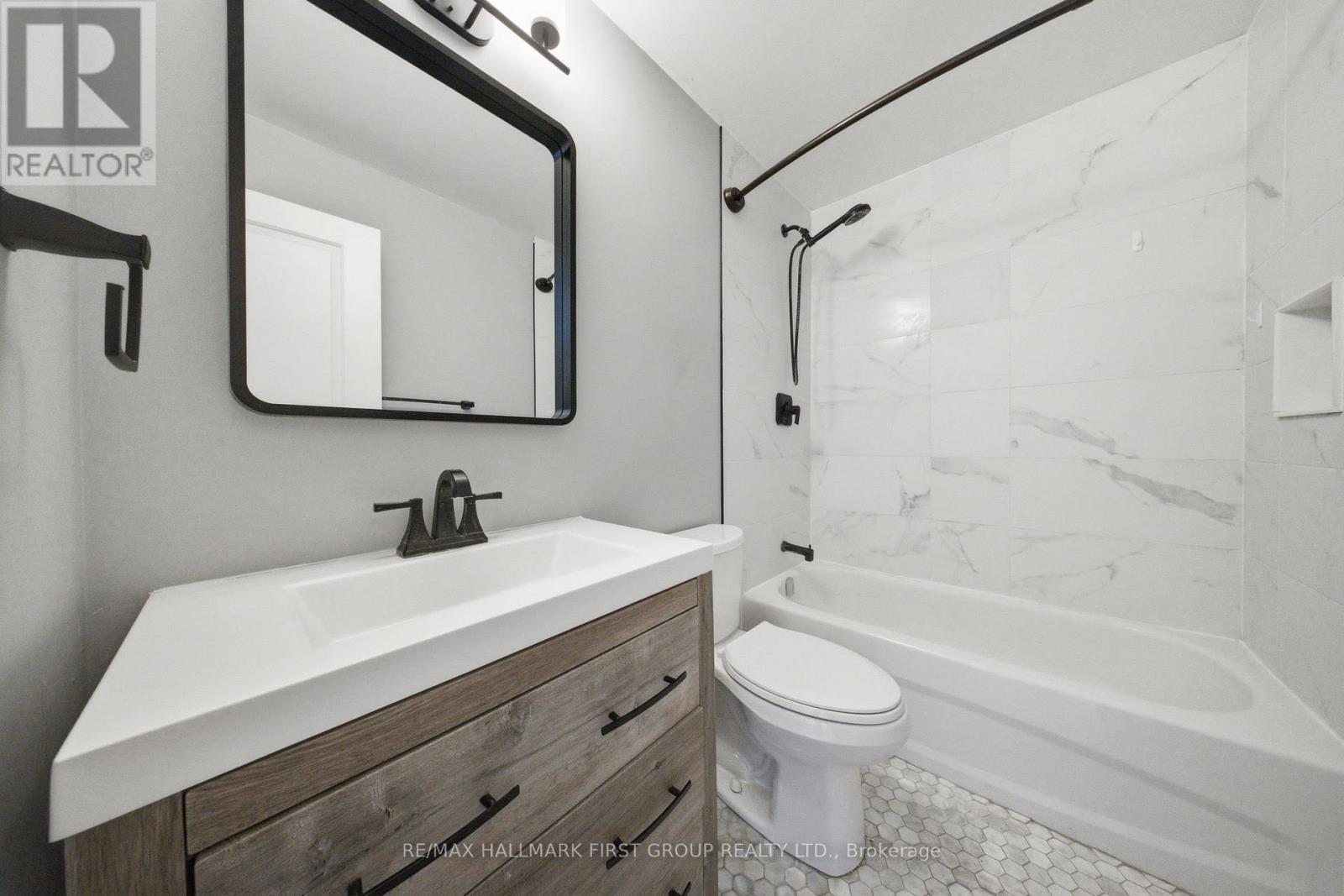 7038 Lake Street, Hamilton Township (Bewdley), Ontario  K0L 1E0 - Photo 24 - X12796824