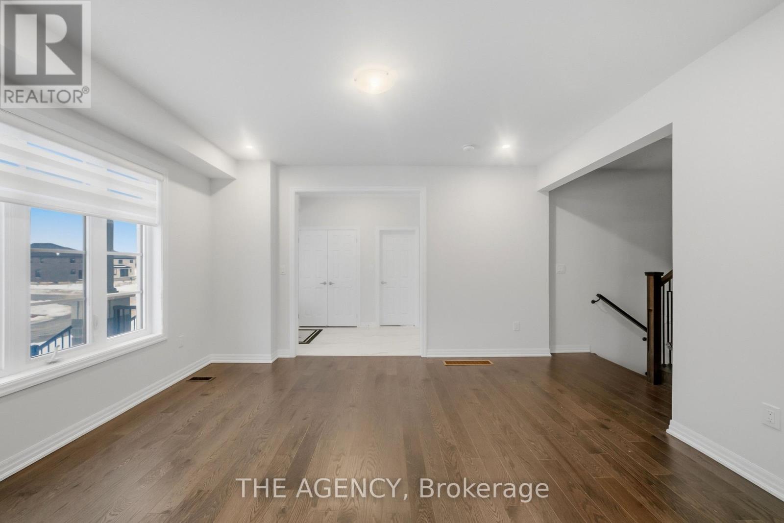 134 Flood Avenue, Clarington (Newcastle), Ontario  L1B 0W6 - Photo 12 - E12797136