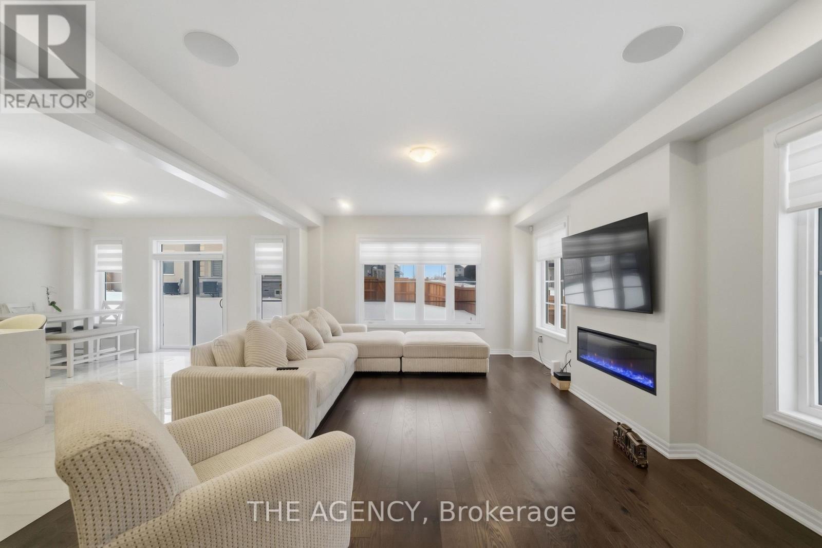 134 Flood Avenue, Clarington (Newcastle), Ontario  L1B 0W6 - Photo 6 - E12797136