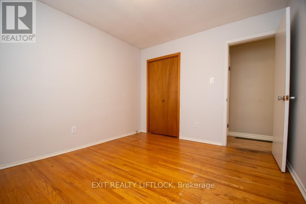 990 St Paul's Street, Peterborough (Northcrest Ward 5), Ontario  K9H 6J6 - Photo 15 - X12798246