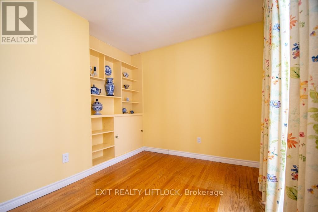 990 St Paul's Street, Peterborough (Northcrest Ward 5), Ontario  K9H 6J6 - Photo 20 - X12798246