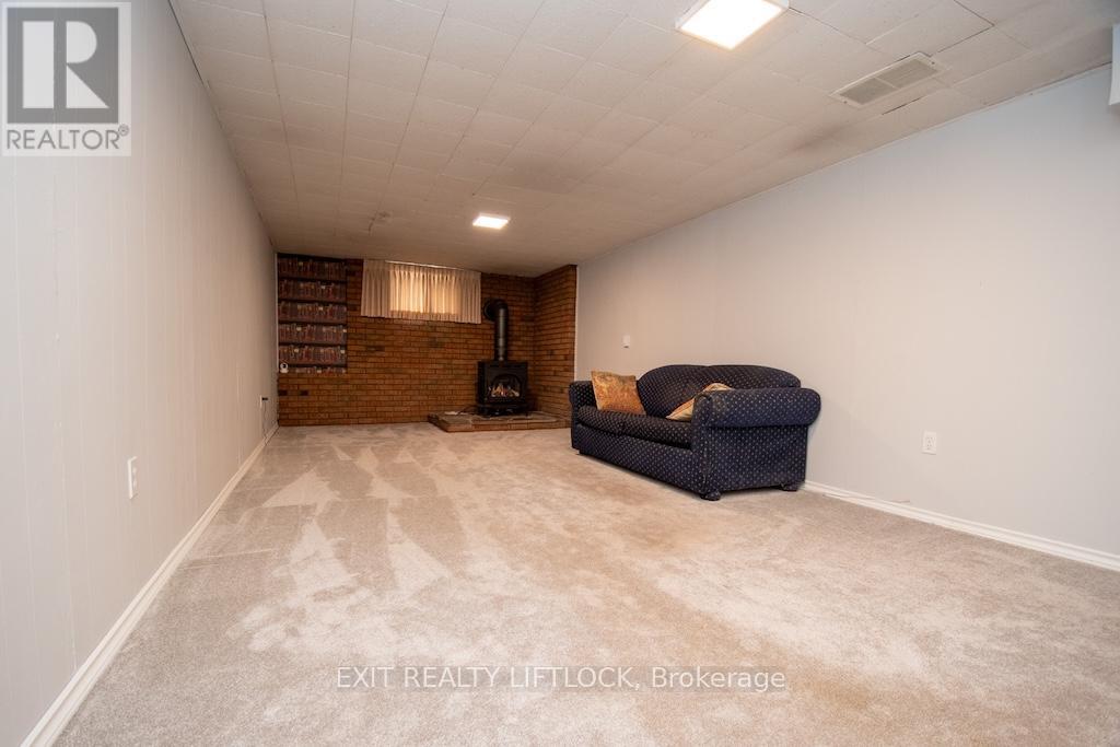 990 St Paul's Street, Peterborough (Northcrest Ward 5), Ontario  K9H 6J6 - Photo 23 - X12798246