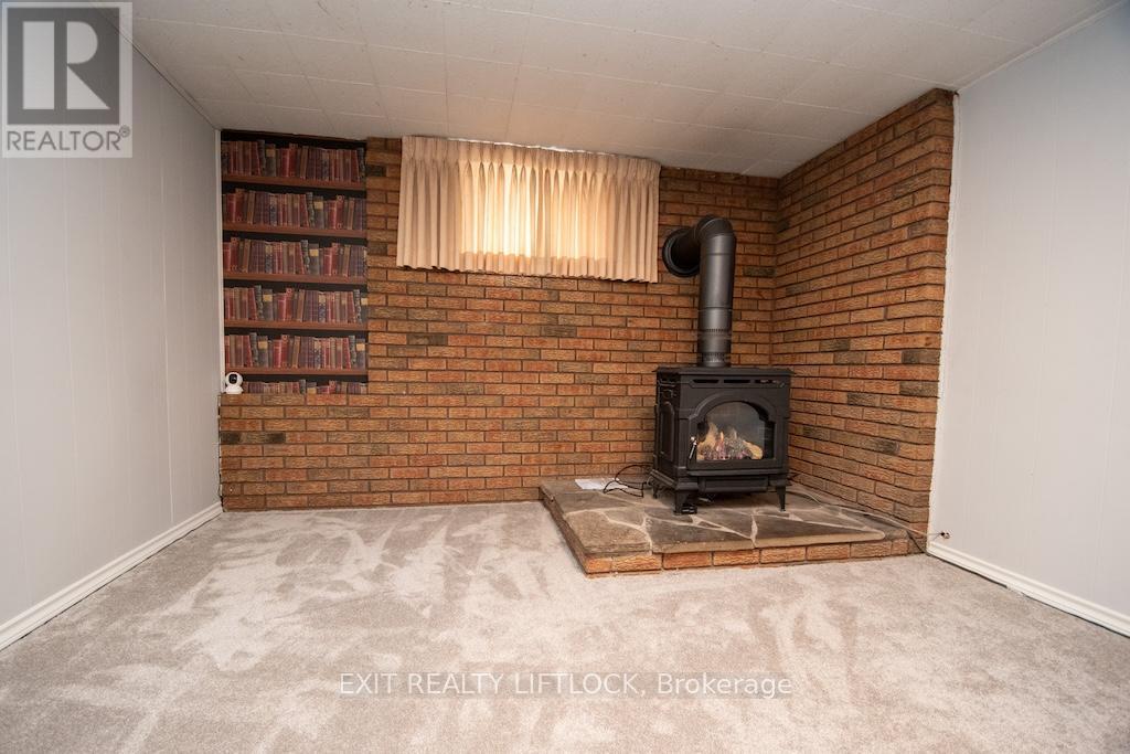 990 St Paul's Street, Peterborough (Northcrest Ward 5), Ontario  K9H 6J6 - Photo 24 - X12798246