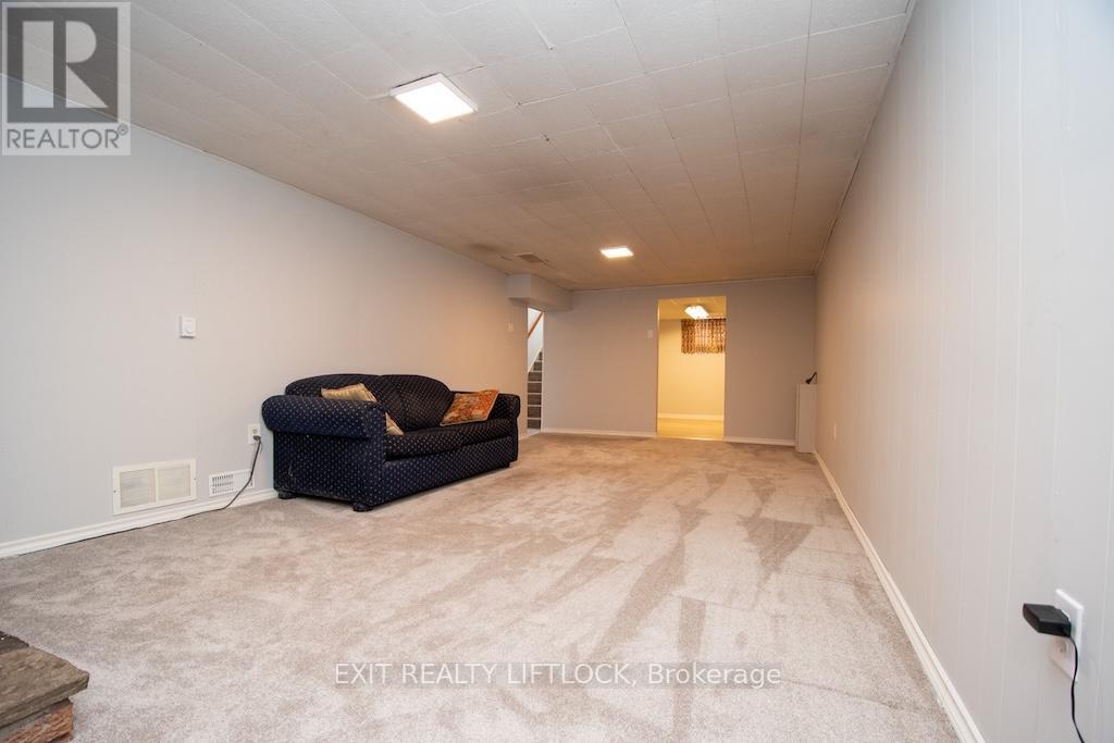 990 St Paul's Street, Peterborough (Northcrest Ward 5), Ontario  K9H 6J6 - Photo 25 - X12798246