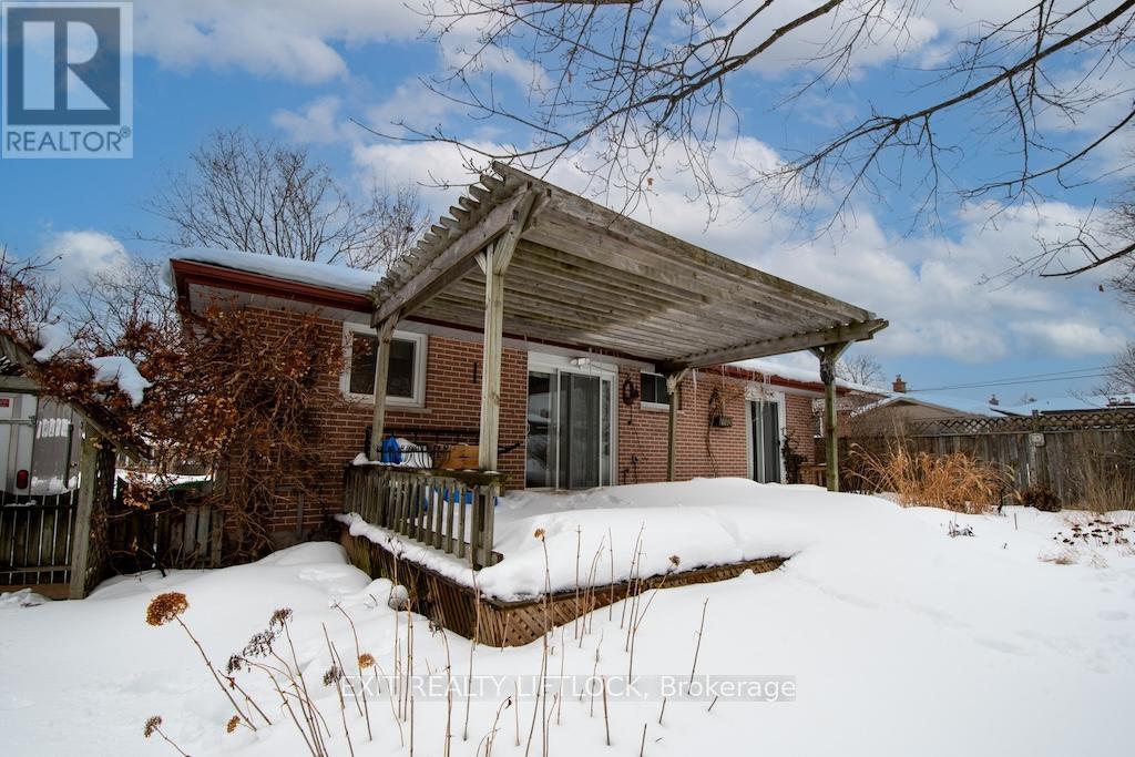 990 St Paul's Street, Peterborough (Northcrest Ward 5), Ontario  K9H 6J6 - Photo 31 - X12798246