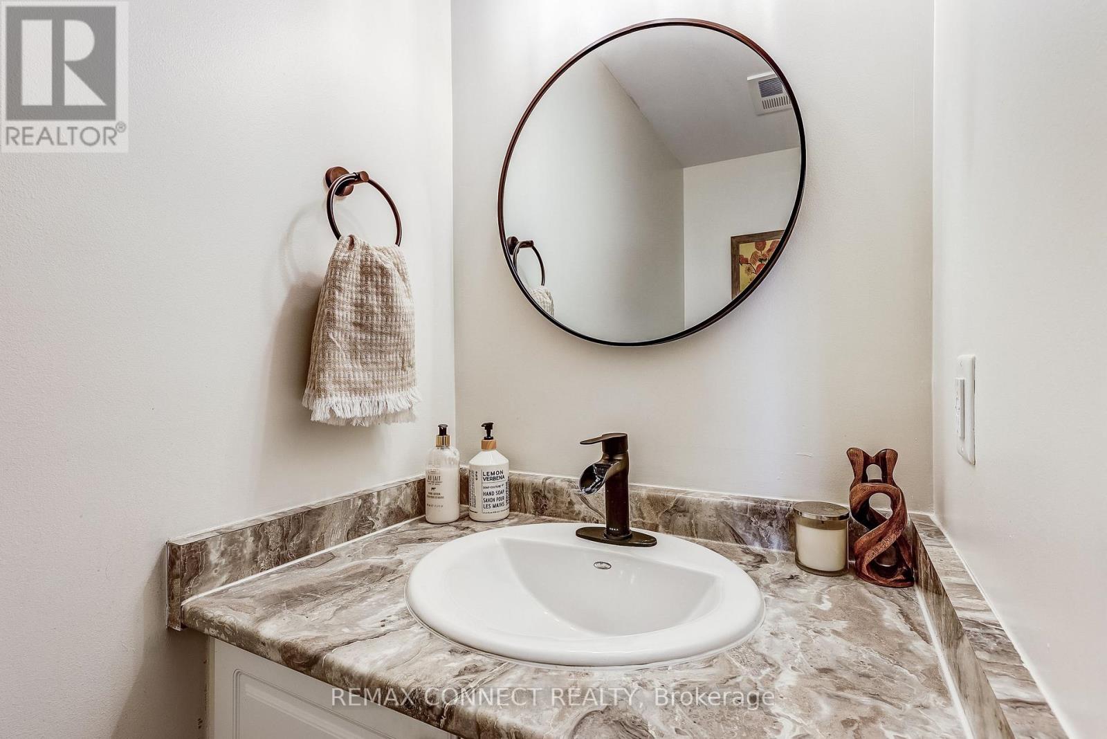 420 - 21 Brookhouse Drive, Clarington (Newcastle), Ontario  L1B 0B4 - Photo 11 - E12798292