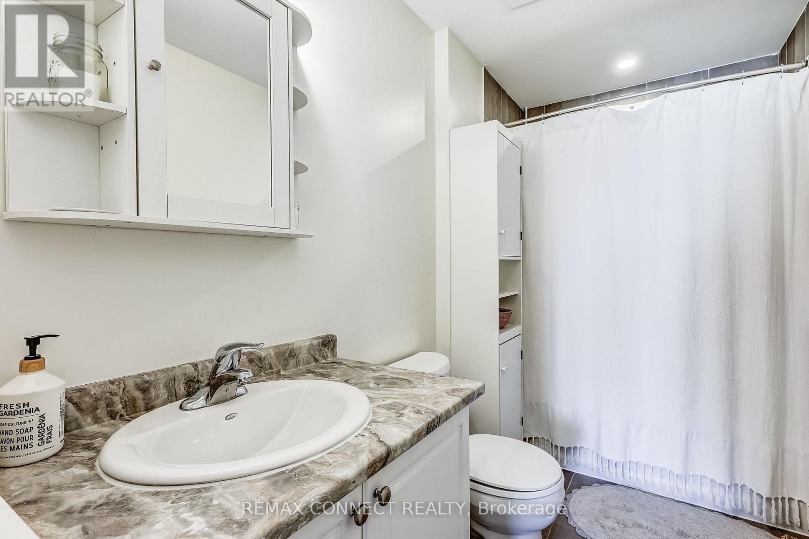 420 - 21 Brookhouse Drive, Clarington (Newcastle), Ontario  L1B 0B4 - Photo 19 - E12798292