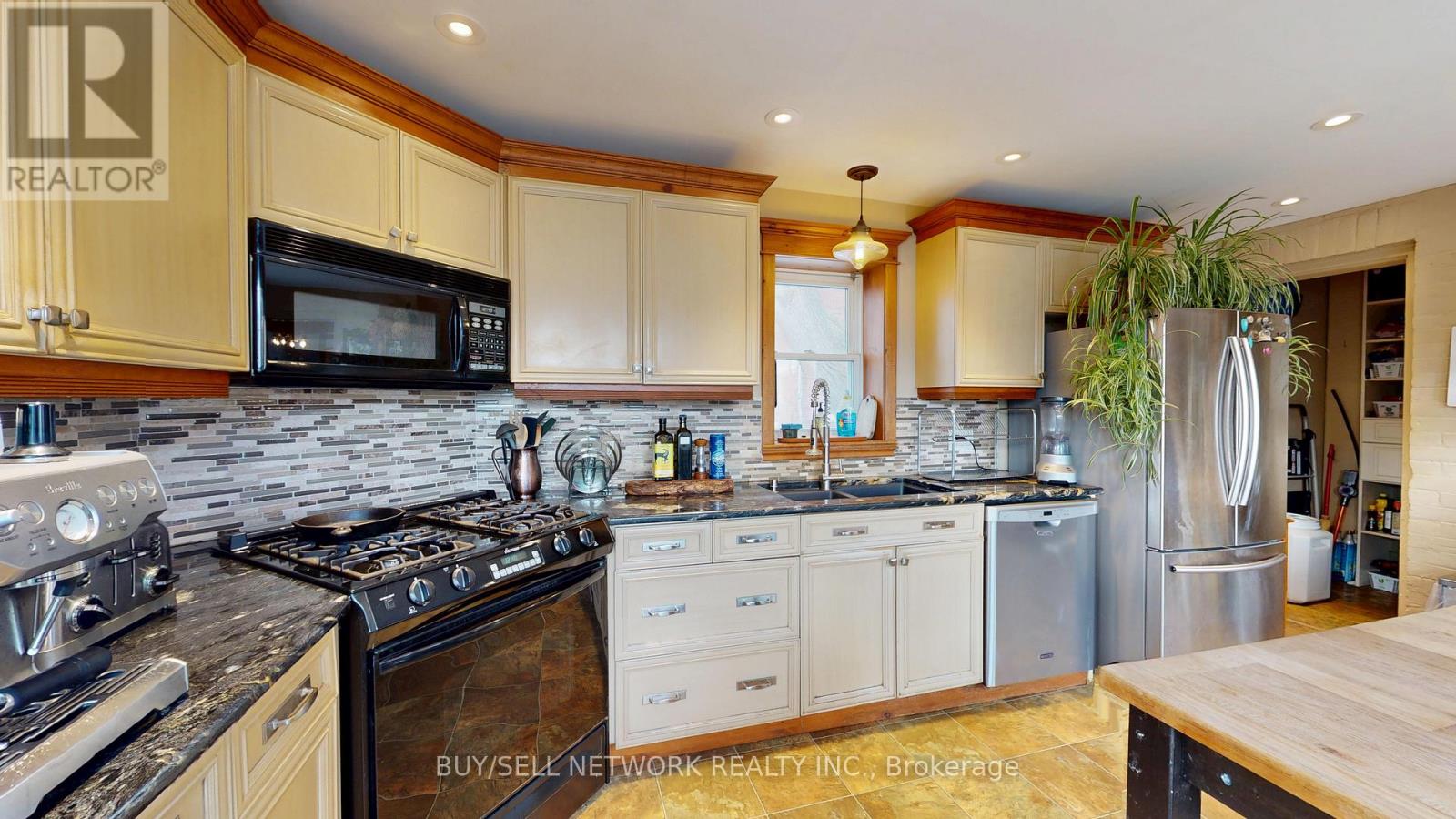 773 Aylmer Street N, Peterborough (Northcrest Ward 5), Ontario  K9H 3X7 - Photo 19 - X12798498