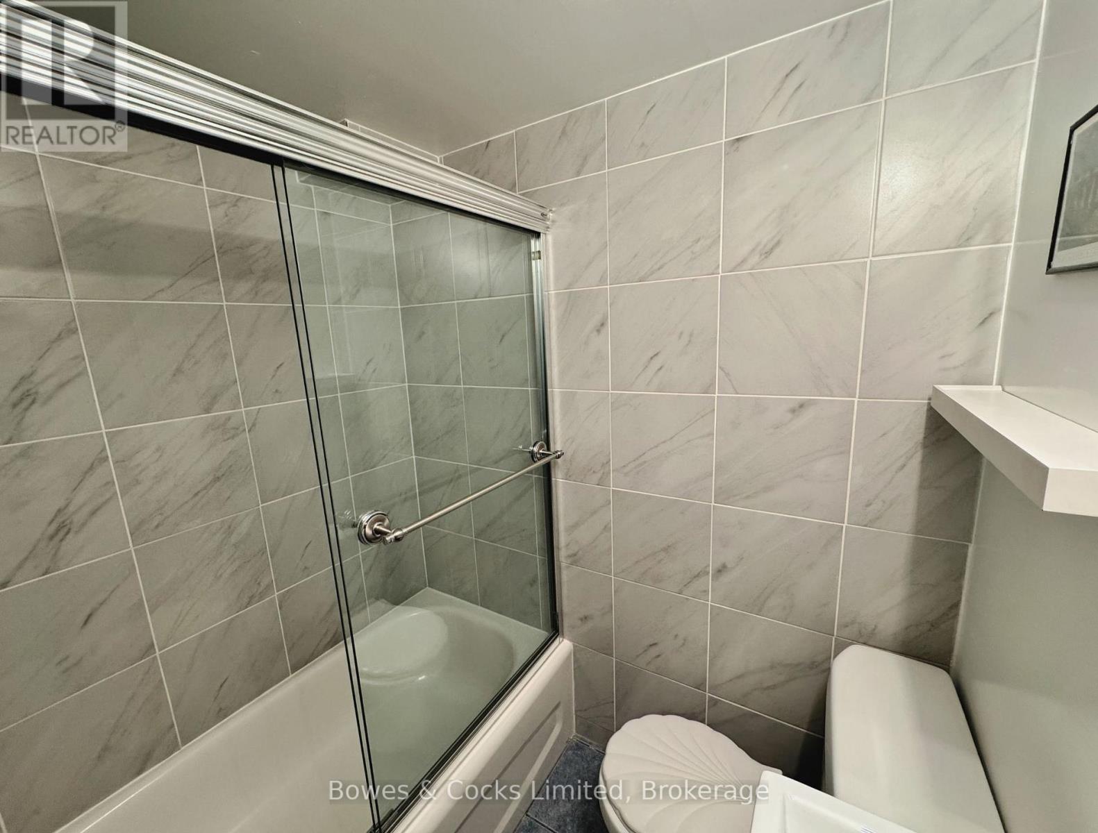 350 Braidwood Avenue, Peterborough (Otonabee Ward 1), Ontario  K9J 1V6 - Photo 6 - X12798902