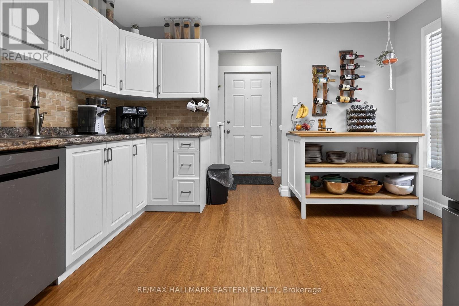 488 Crystal Drive, Peterborough (Ashburnham Ward 4), Ontario  K9J 8G8 - Photo 10 - X12798980