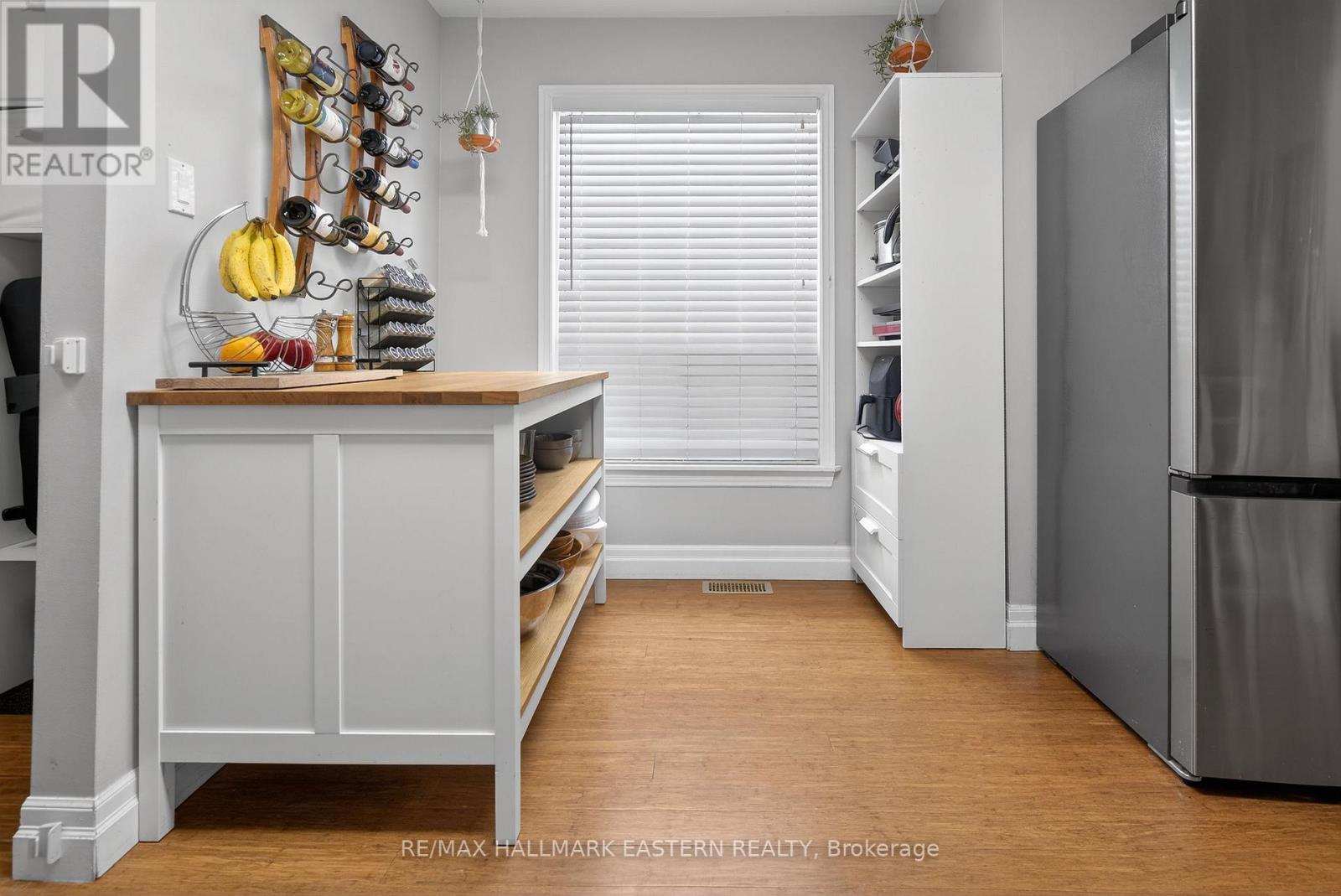 488 Crystal Drive, Peterborough (Ashburnham Ward 4), Ontario  K9J 8G8 - Photo 11 - X12798980